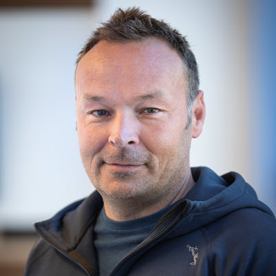 Photo of Dr. Benjamin Knox
